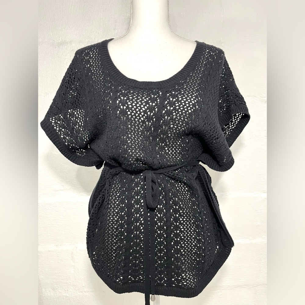 SONOMA CROCHET TOP NEW WITH TAG